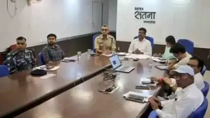 कोटर: मानसून में पुल-पुलिया पर सुरक्षा प्रबंध करने के कलेक्टर ने दिए निर्देश