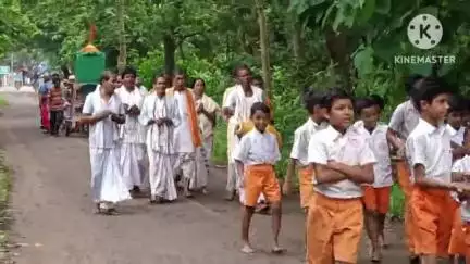 নলহাটি ২: আকালীপুর, ভদ্রপুর সহ বিভিন্ন গ্রামে রথযাত্রায় মেতেছে আট থেকে আশি, অপ্রীতিকর ঘটনা এড়াতে মোতায়েন পুলিশ