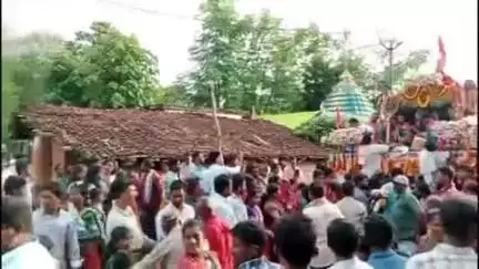 କଣ୍ଟାବାଞ୍ଜି: ଡୁମେରଚୁଆଁ ଗାଁରେ ଶ୍ରୀ ଗୁଣ୍ଡିଚା ରଥଯାତ୍ରା ଅନୁଷ୍ଠିତ, ଯୋଗଦେଲେ କଣ୍ଟାବାଞ୍ଜି ବିଧାୟକ