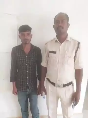 राजपुर: क्षेत्र में संदिग्ध हालत में घूम रहे युवक को राजपुर पुलिस ने गिरफ्तार कर भेजा जेल