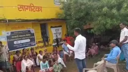 दंतेवाड़ा: फरसपाल में सहकारी साक्षरता शिविर का आयोजन, एक पेड़ मां के नाम अभियान के तहत किया गया वृक्षारोपण
