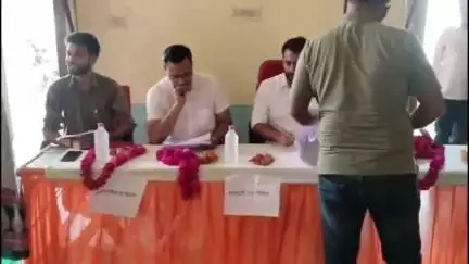 सिकराय: सिकराय SDM ने अंत्योदय शिविर का निरीक्षण कर व्यवस्थाओं का जायजा लिया, पात्र लोगों को लाभान्वित करने के दिए निर्देश
