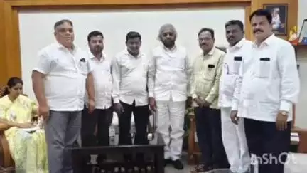 ಶಿಗ್ಗಾಂವ: ಬೆಂಗಳೂರಲ್ಲಿ ಸಚಿವ ಈಶ್ವರ ಖಂಡ್ರೆ ಭೇಟಿಯಾದ ಶಿಗ್ಗಾವಿ ಶಾಸಕ ಯಾಸೀರ್ ಖಾನ್ ಪಠಾಣ್, ಕ್ಷೇತ್ರದ ಅಭಿವೃದ್ಧಿ ಬಗ್ಗೆ ಚರ್ಚೆ