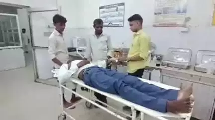 बिसौली: बदायूं के दवतरा गांव के निकट दो बाइकों की भिड़ंत में तीन लोग हुए घायल