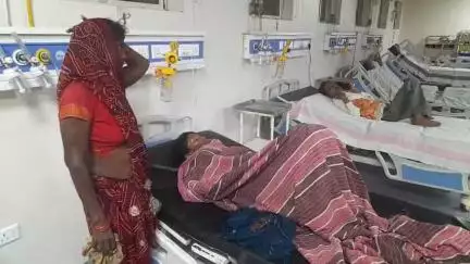 बरही: ग्राम चिल्हारी में आकाशीय बिजली गिरने से एक महिला घायल, अस्पताल में भर्ती