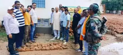 कांडी: कांडी प्रखंड मुख्यालय में विधायक नरेश प्रसाद सिंह ने ब्लॉक पब्लिक हेल्थ यूनिट भवन का किया शिलान्यास