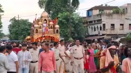 শান্তিপুর: রথযাত্রার দিন নদীয়া জেলার সকলকে অভিনন্দন জানালেন নদীয়া দক্ষিণ জেলা INTTUC সভাপতি সনৎ চক্রবর্তী