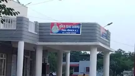 सिंगोली: रतनगढ़ पुलिस ने 55 किग्रा अवैध मादक पदार्थ डोडा चूरा के साथ दो लोगों को किया गिरफ्तार, एक ह्युंडई कार भी जब्त