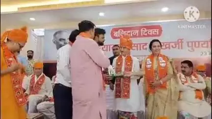 डीडवाना: डीडवाना में भाजपा प्रदेश अध्यक्ष मदन राठौड़ ने नाथूराम गोडसे को बताया सिरफिरा, आपातकाल की 50वीं वर्षगांठ पर हुआ सम्मेलन