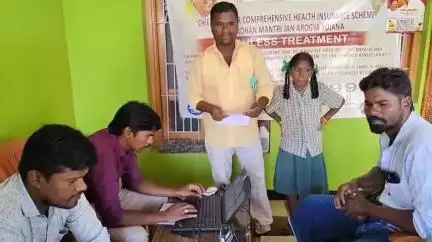 கறம்பக்குடி: கணக்கன் காடு கிராமத்தில் மருத்துவ காப்பீடு திட்ட முகமைத்துவக்கி வைத்த எம்எல்ஏ முத்துராஜா