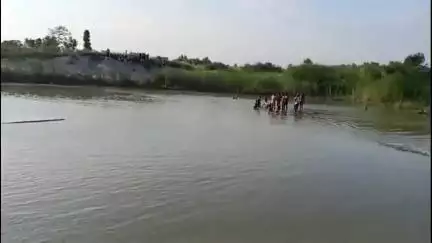 नरकटियागंज: हरबोड़ा नदी में डूबे चार मासूम बच्चे, चारों के शव बरामद होने से गांव में पसरा मातम