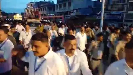 ઘોઘા ગેટ ખાતે ભગવાનના અલૌકિક લાઇટિંગ વાળા રથના દર્શન કરી લોકોએ ધન્યતા અનુભવી