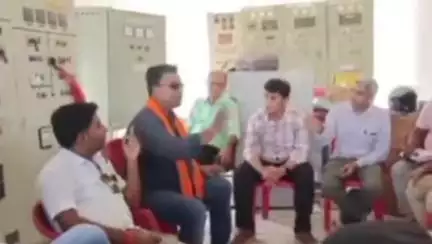 कटरा: बकुची पावर सब स्टेशन का वरीय अधिकारियों ने किया निरीक्षण, 15 दिनों में बिजली सामान्य रूप से उपलब्ध होगी