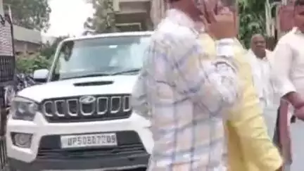 आज़मगढ़: भाजपा नेता ध्रुव सिंह का आरोप, आउटसोर्सिंग भर्ती में मनमानी, अवैध अस्पताल की जांच में शाम को लगे ताले सुबह खुल गए