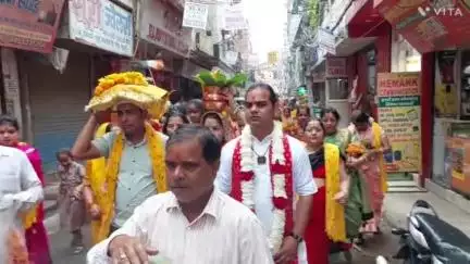 सुल्तानपुर: धम्मौर बाजार में भव्य कलश यात्रा, भजन संध्या व भंडारे का आयोजन