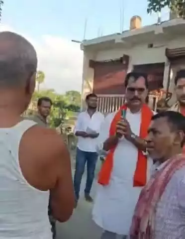 उजियारपुर: उजियारपुर में भाजपा कार्यकर्ता गली-मोहल्लों तक पहुंचे, केंद्र सरकार की 11 साल की उपलब्धियां बताईं