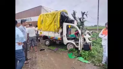 बागलाण: सटाणा मालेगाव रस्त्यावर भीषण अपघात, दोघांचा मृत्यू, एक जण गंभीर जखमी