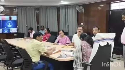 आरा: नगर पालिका उप निर्वाचन 2025 के अवसर पर राज्य निर्वाचन आयोग, बिहार, पटना द्वारा निर्धारित कार्यक्रम को लेकर बैठक का आयोजन