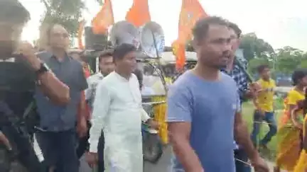 শীতলকুচি: শীতলকুচিতে রথ যাত্রায় ভক্তদের ঢল, রথ টানলেন বিধায়ক