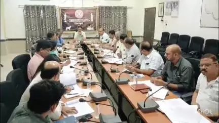 बिलासपुर: बिलासपुर संभाग आयुक्त ने स्वास्थ्य विभाग की बैठक में अस्पतालों में मरीजों को बेहतर सुविधा उपलब्ध कराने का दिया निर्देश