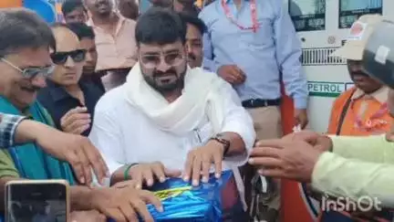 नारायणपुर: मंत्री हाफिजुर हसन पहुंचे नारायणपुर, लोगों की सुनी समस्याएं और कई का मौके पर ही किया समाधान