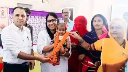सरवाड़: पंडित दीनदयाल उपाध्याय अंत्योदय संबल पखवाड़ा के अंतर्गत खिरिया में मनाया गया बेटी जन्मोत्सव, नारी चौपाल का हुआ आयोजन