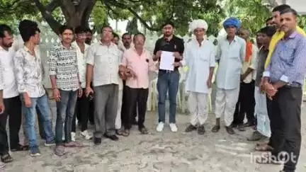 वल्लभनगर: सुलावास पंचायत के करमाल में ब्लास्टिंग के कारण मकानों में आई दरारें, ग्रामीणों ने विधायक के नाम दिया ज्ञापन #jansamasya