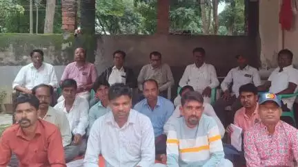 ঝালদা ১: বিজেপির জেলা সভাপতির নেতৃত্বে জারগোতে বিশেষ বৈঠক