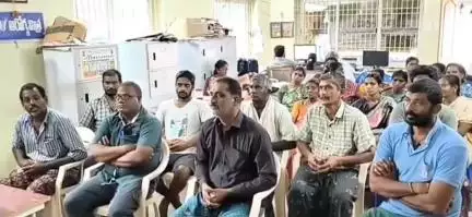 ఉండి: సాగుదారులకు న్యాయం చేయడానికి ప్రభుత్వం రుణాలు మంజూరు చేస్తుంది : ఉండి తాసిల్దార్  నాగార్జున