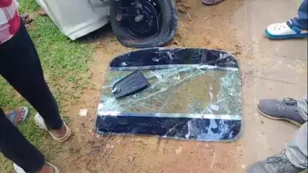 কৈলাশহর: কৈলাসহর টিলাবাজার ও বাবুর বাজার যাবার মধ্যবর্তী স্থানে ঘটে যায় একটি ভয়াবহ যান দুর্ঘটনা