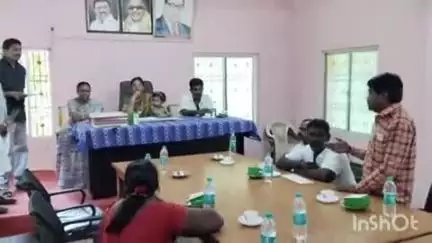 நெமிலி: நெமிலி பேரூராட்சி அலுவலகத்தில் மன்ற கூட்டம் நடைபெற்றது- பணியின் பொழுது உயிரிழந்த ஊழியரின் வாரிசுக்கு அரசு பணி வழங்கப்பட்டது