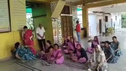 सीमलवाड़ा: सीमलवाड़ा में बीएमएस की बैठक, आंगनवाड़ी कार्यकर्ताओं की मांगों को लेकर पीएम के नाम पोस्ट कार्ड अभियान शुरू