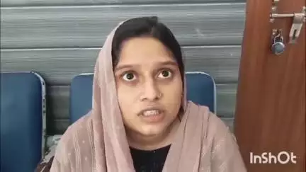 जमुई: महिला ने समाहरणालय में SP को दिया आवेदन, पुलिस द्वारा अभियुक्तों की गिरफ्तारी न करने पर कार्रवाई की मांग की