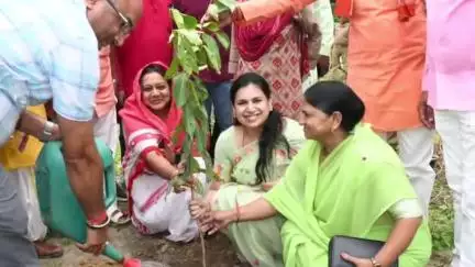 देेेवरिया: देवरिया में नए पार्किंग स्थल का उद्घाटन, जाम से मिलेगी राहत
