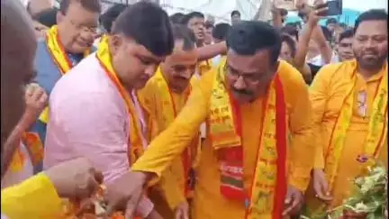 হুড়া: হুড়া সার্বজনীন রথ মহোৎসব কমিটির উদ্যোগে রথ যাত্রায় মানুষের ঢল হুড়ায়,উপস্থিত BDO,O.C ও জেলা পরিষদের কো-মেন্টর