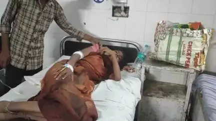 अकलेरा: अकलेरा क्षेत्र के लुहारिया गांव में बाइक पर पीछे बैठी महिला गिरकर घायल, जिला अस्पताल में भर्ती