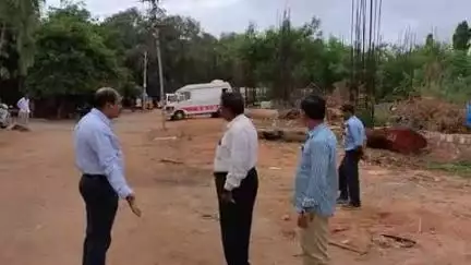 పబ్లిక్‌ యాప్‌ ఎఫెక్ట్‌, సర్వజన ఆసుపత్రిలో పార్కింగ్ ఏర్పాటుకు చర్యలు: సూపరింటిండెంట్‌ డాక్టర్ ఆత్మరామ్ #localissue