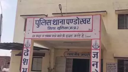 भांडेर: ग्राम सोहन: पुत्र ने बताया, पापा ने मम्मी को फांसी लगाई, पति पर पंडोखर थाने में हत्या का मामला दर्ज