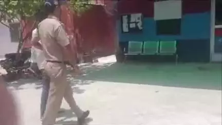 लक्सर: मुंडाखेड़ा खुर्द के 19 वर्षीय निखिल उर्फ भयानक पुत्र मुकेश को पुलिस ने तमंचे और कारतूस के साथ किया गिरफ्तार