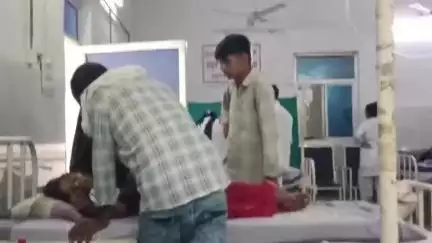 भांडेर: ग्राम बिछोन्दना के पास बाइक गिरने से महिला घायल, गंभीर हालत में जिला अस्पताल रेफर