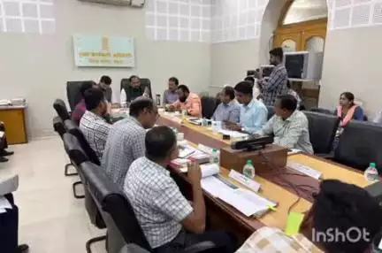 चंद्रपूर: आ.किशोर जोरगेवार यांच्या उपस्थितीत जिल्हा परिषद येथे बैठकीचे आयोजन, सर्व विभागांच्या कामांचा आढावा