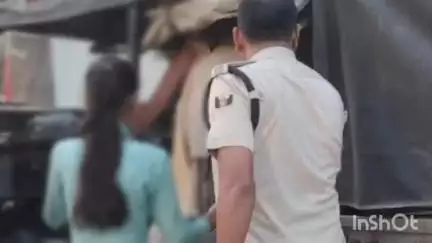 मधेपुरा: सदर थाना पुलिस ने अपहृत युवती को महिला पुलिस बल के साथ पुरानी बाजार से बरामद किया