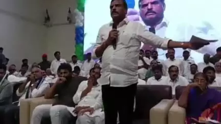 రాజమండ్రి సిటీ: ప్రభుత్వ వైఫల్యాలను ప్రజల్లోకి తీసుకెళ్లండి: కాతేరులో బొత్స సత్యనారాయణ