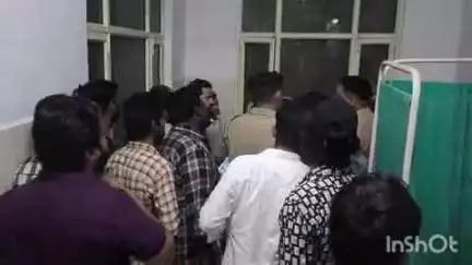 कासगंज: गोरहा के समीप नीलगाय की टक्कर से बाइक सवार बैंक के सहायक प्रबंधक की हुई मौत, शव पोस्टमार्टम के लिए भेजा गया