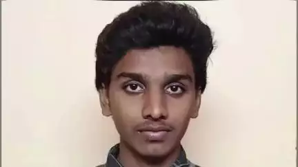 ఏలేశ్వరం ప్రభుత్వ పాఠశాల మట్టిలో మాణిక్యం త్రిబుల్ ఐటీ కి ఎంపికైన విద్యార్థి కోన వెంకట పృద్వి నాయుడు