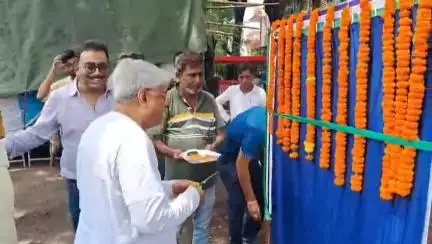 ফরিদপুর দুর্গাপুর: রাজ্য সরকারের উদ্যোগে আসানসোল দুর্গাপুর উন্নয়ন  কর্তৃপক্ষের পক্ষ থেকে দুর্গাপুরে  সিটি সেন্টারে রাস্তার শিলান্যাস