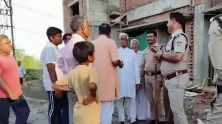 पूर्णागिरि: टनकपुर में राजकीय आयुर्वेदिक अस्पताल के पास बनी दीवार को प्रजापति समाज ने अतिक्रमण कर ढहाया, समाज में गुस्सा