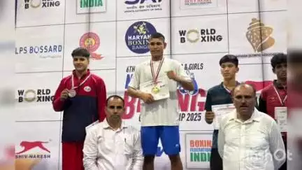 इगलास: इगलास के देवेंद्र ने राष्ट्रीय बॉक्सिंग प्रतियोगिता में स्वर्ण पदक जीता