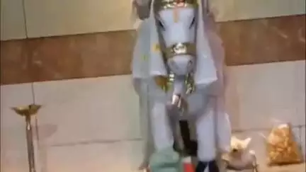 बिराटिया खुर्द स्थित बाबा रामदेव मंदिर में घुसा कोबरा सांप, पुजारी व श्रद्धालु हुए भयभीत, स्नैक कैचर ने पकड़कर छोड़ा दूर