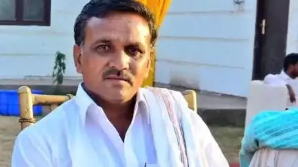 मांट: नौहझील क्षेत्र में भाजपा नेता के पिता की बीमारी के चलते हुई मौत, लोगों ने दी श्रद्धांजलि